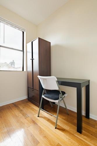 Empire Blvd Guest House