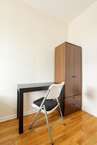 Empire Blvd Guest House