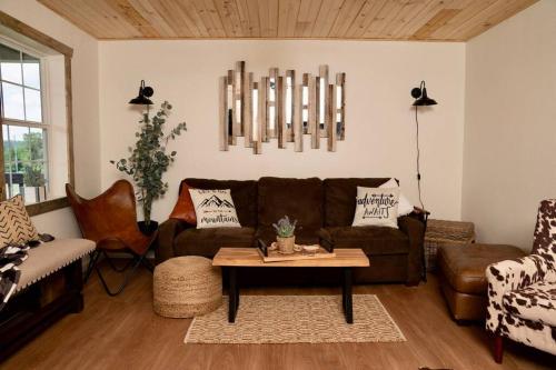 Private 5 bedroom cabin in country setting. in Sevierville, USA
