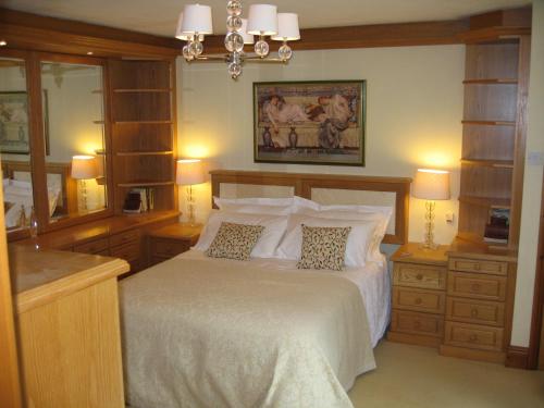 Gardeners Cottage B and B - image 2