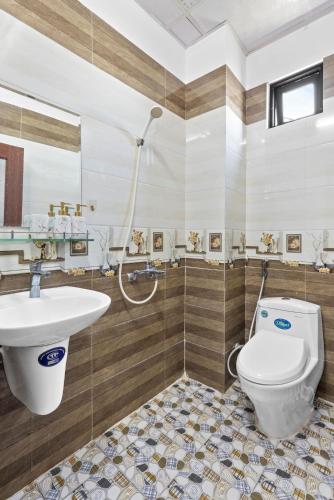 Moc Nhien Hotel Da Nang - 샤워실