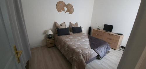 Joli appartement indépendant en rez-de chaussée - Location saisonnière - Luxeuil-les-Bains