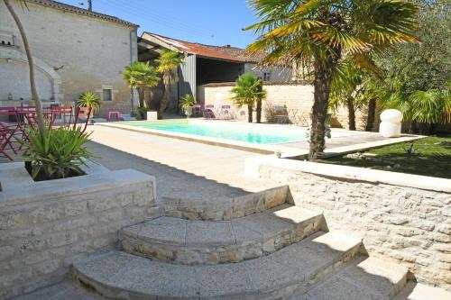 Maison avec piscine et jacuzzi