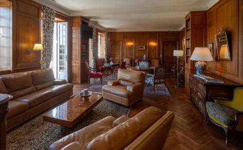 Koplietošanas atpūtas telpa ar TV, Le Relais du Faget in Estialescq