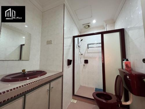 2-Stry 4BR Beside Jonker Street Taman Kota Laksamana 11 by Myplace 2-Stry 4BR Beside Jonker Street Taman Kota Laksamana 11 by Myplace