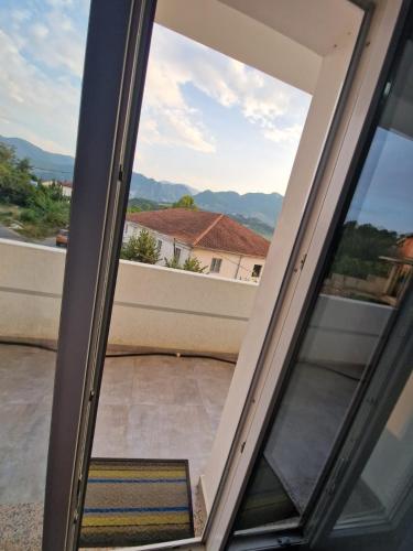 Bar-Restaurant-Hotel-Familja in Bulqizë