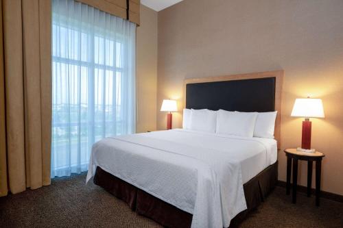 Cambria Hotel Noblesville Indianapolis - image 7