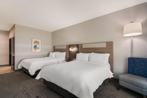 Holiday Inn Express & Suites - Springdale - Fayetteville Area