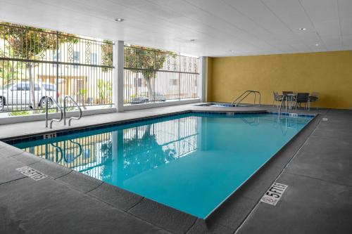 Holiday Inn Express Hotel & Suites Hermosa Beach, an IHG hotel - Hermosa Beach