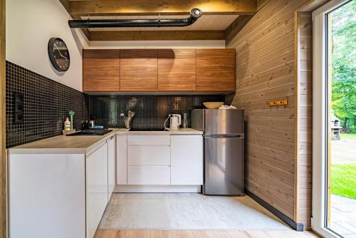 Osada Dębki Cicha (Osada Debki Cicha) in Дебкі