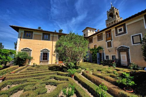 Castello di Montegufoni