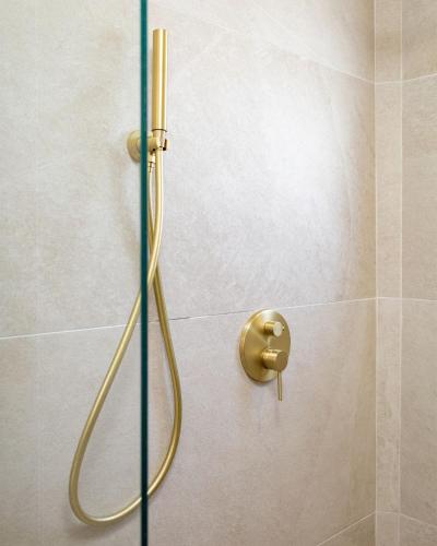 Golden sea suites