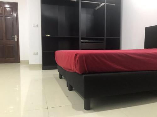 Home Sweet Home - Ha Dong