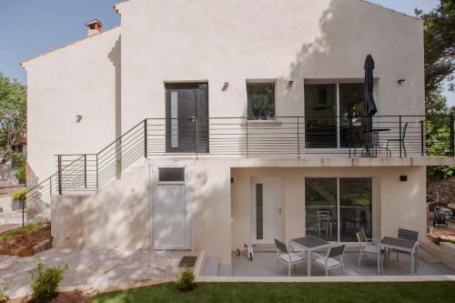 Le Solaret – Sete, FL