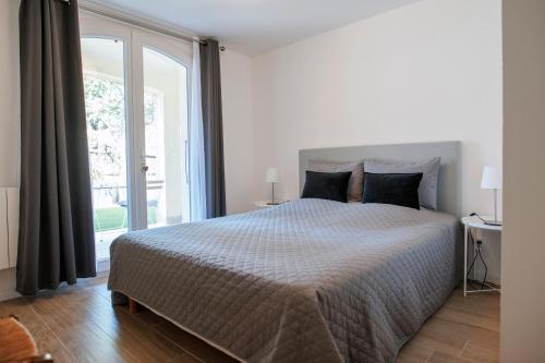 Le Solaret – Sete, FL