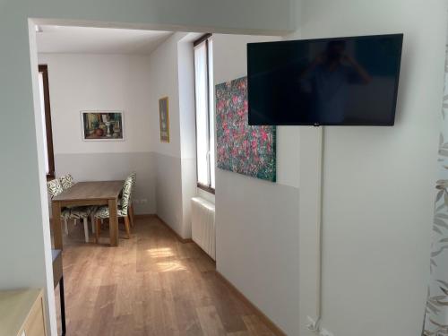 Lady Verona Residence - image 4