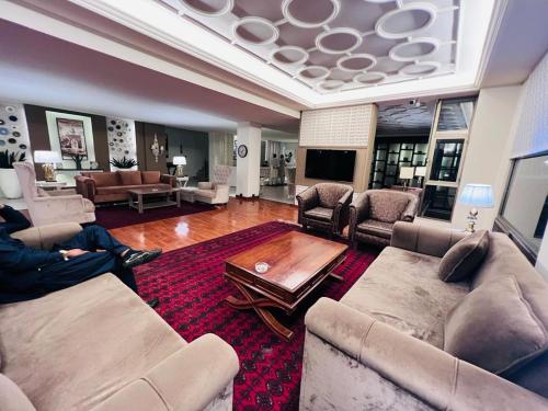 Shelton's Suites Bhurban - main image