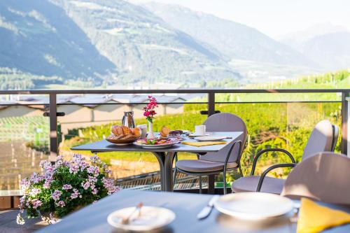 . Pension Apartments Pardell