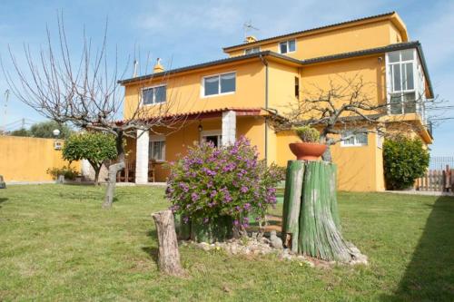 4 habitaciones, jardín y vistas al mar