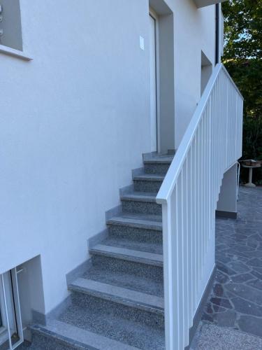 숙소 외관, Villa Primule Cattolica in 카톨리카