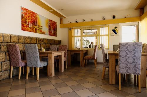 Guesthouse "INES" in Добой