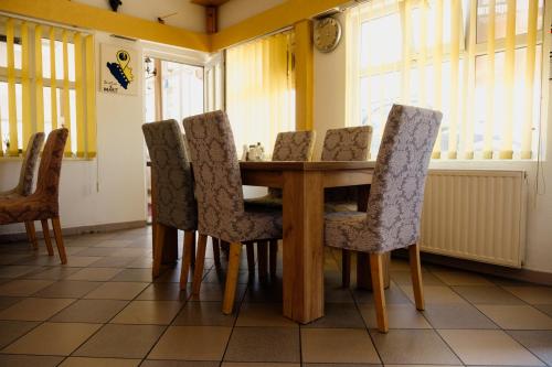 Guesthouse "INES" in Добой