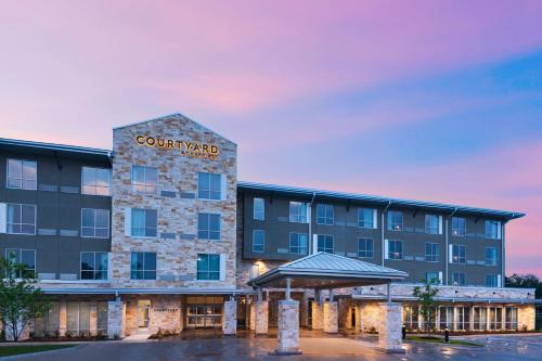 Courtyard by Marriott Austin Dripping Springs - Hotel