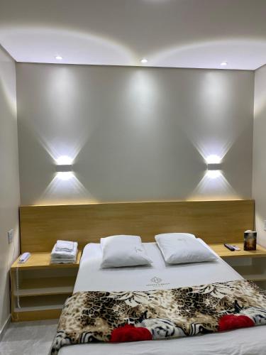 Hotel Urban - image 4