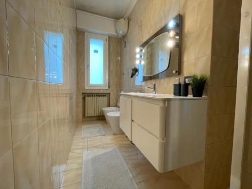 モデナ Eva Capital Guest House 3つ星 ホテル スイート