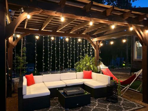 Létesítmények, WATERFRONT LUXURY GLAMPING DOME in Rogersville (AL)