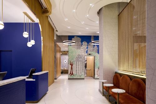 Delta Hotels by Marriott New York Times Square photo 4