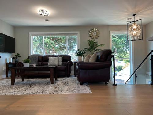 Blue Sea And Clear Sky B&B LICENCE NUMBER 18952 in Victoria, Canada