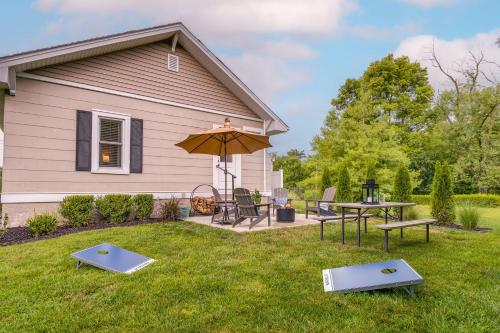 Country Home Near EIU and Lake Charleston! in Charleston, USA