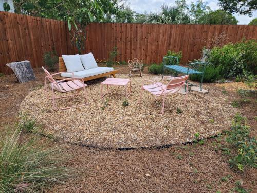 GardenHouse @AudubonPark Sleeps 8 in Orlando, USA