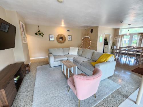 GardenHouse @AudubonPark Sleeps 8 in Orlando, USA
