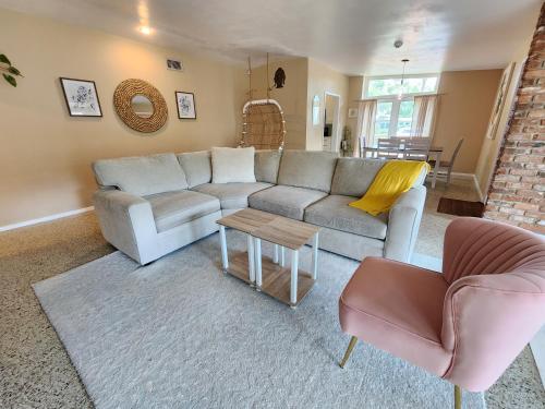 GardenHouse @AudubonPark Sleeps 8 in ออร์แลนโด้ อีสต์