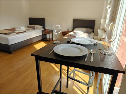 2BR Apartment, Parking, Wi-Fi, TV in Berlin Karow