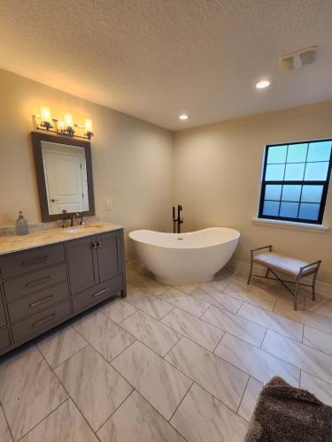 The Villa Orlando@College Park. Sleeps16 in Orlando, USA