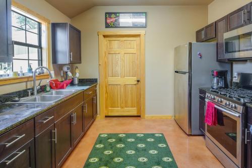 Peaceful and Secluded Bandera Home with Deck and Grill! in Medina, USA