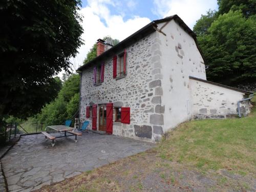 Gîte Polminhac, 4 pièces, 6 personnes - FR-1-742-123 - Location saisonnière - Polminhac