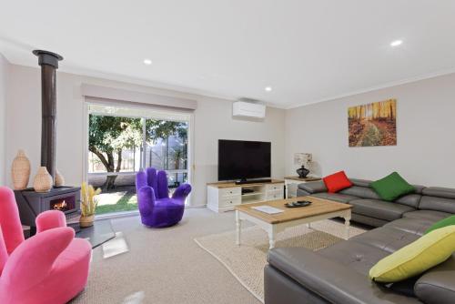 Bethel by the Sea by Ready Set Stay - BYO LINEN & TOWELS in Surf Beach