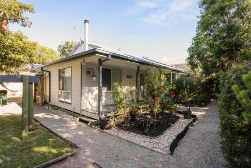 Exterior view, Bethel by the Sea by Ready Set Stay - BYO LINEN & TOWELS in Surf Beach