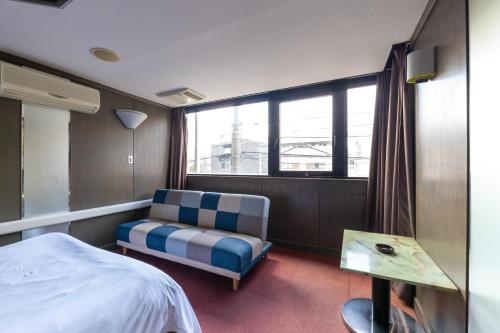 Deluxe Double Room with Bath - Smoking
