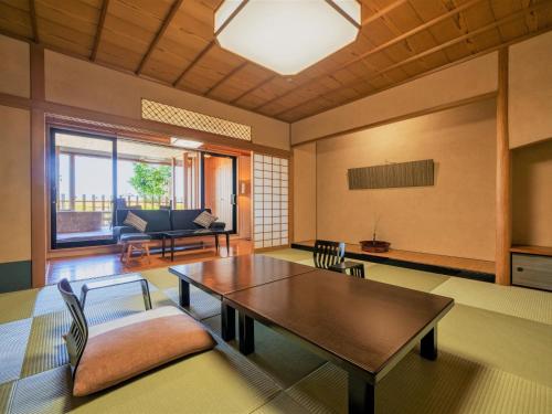 Japanese-Style Superior Room with Open-Air Bath