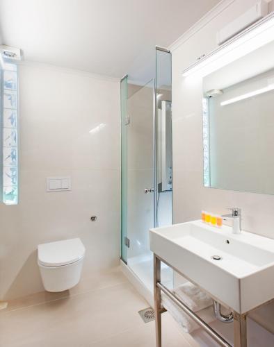 Splanzia Boutique Hotel - image 9