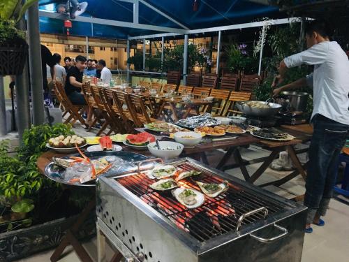 Facilities, Hoa Sua Hotel in Nguyen An Ninh