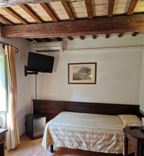 1 twin bed
