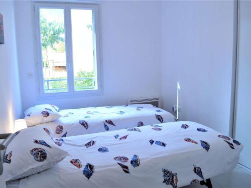 Apartment (4 Adults) image 8