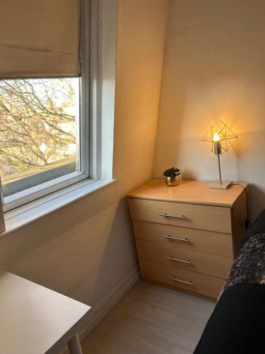 Double room with shared bathroom near kings Cross-rm3, Londýn (fotografie 6)