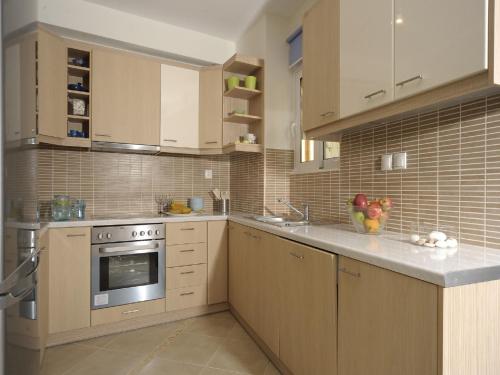 Three-Bedroom Villa image 8